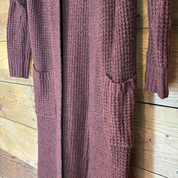 Cupcakes and Cashmere Open Cardigan - Picture 2 of 3